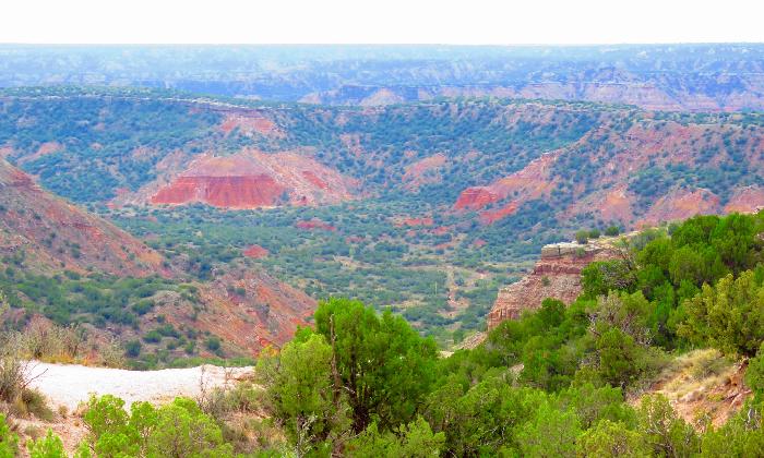 Scenery along Park Road 5 in Palo Duro Canyon State Park