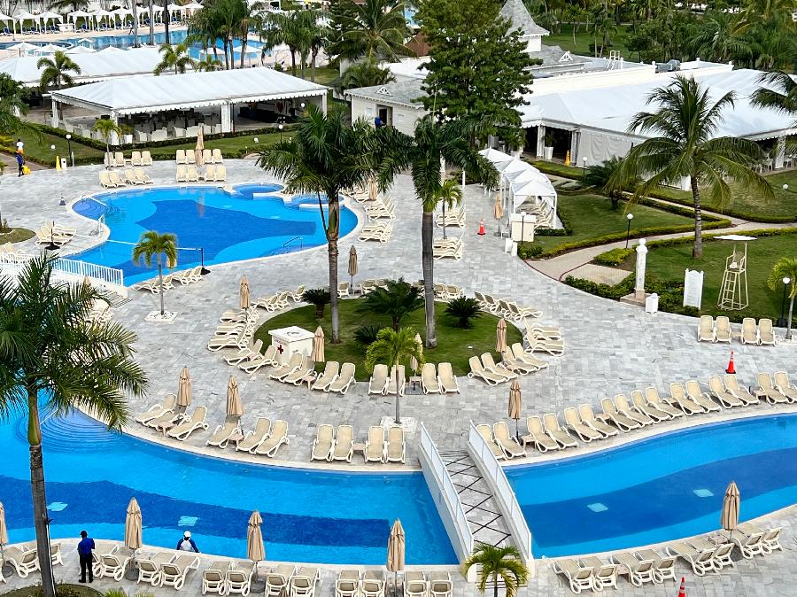 Adults Only Pool Time at Bahia Principe Luxury or ...