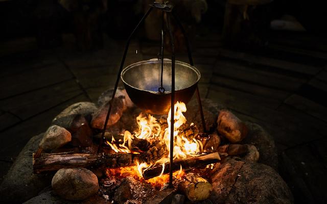 How Long Since You Have Had A Great Meal on a Campfire?