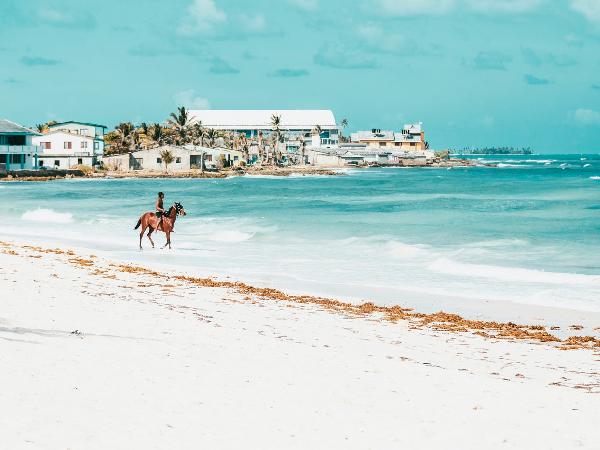 Dream Destinations: Hamilton, Bermuda