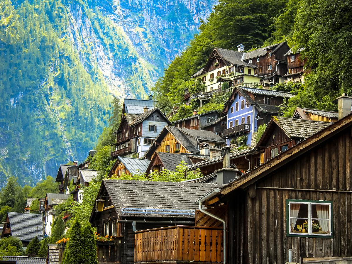 See the Best of Charming Hallstatt, Austria