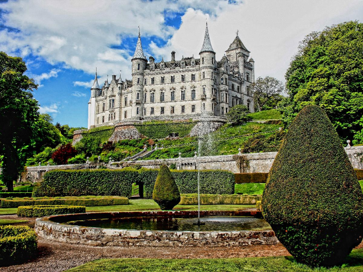 Plan a Fairy Tale Getaway in a Luxurious Scotland Castle