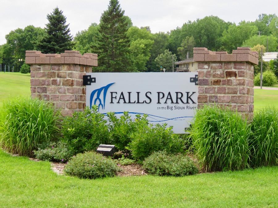 Entering Falls Park on the Big Sioux River