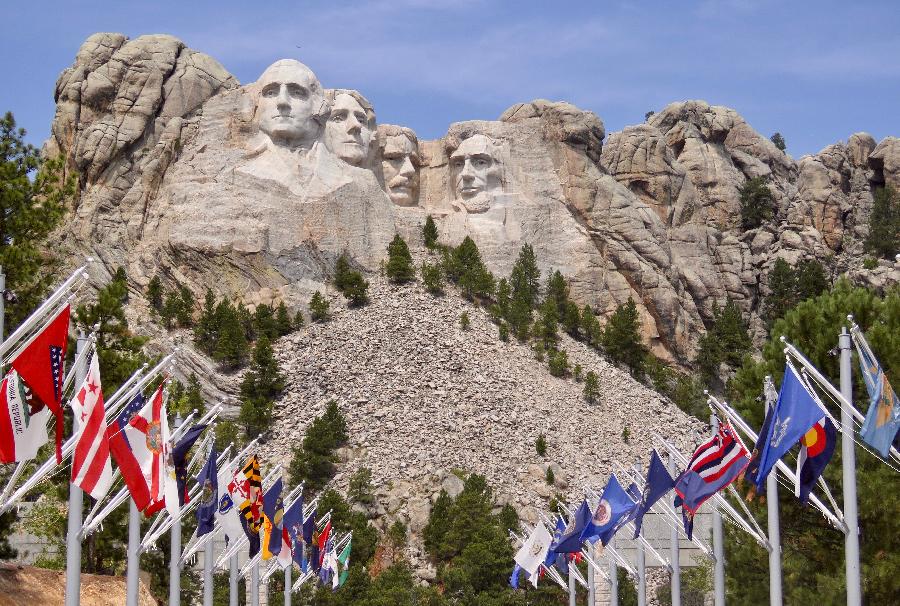 Mount Rushmore through the Avenue of Flags