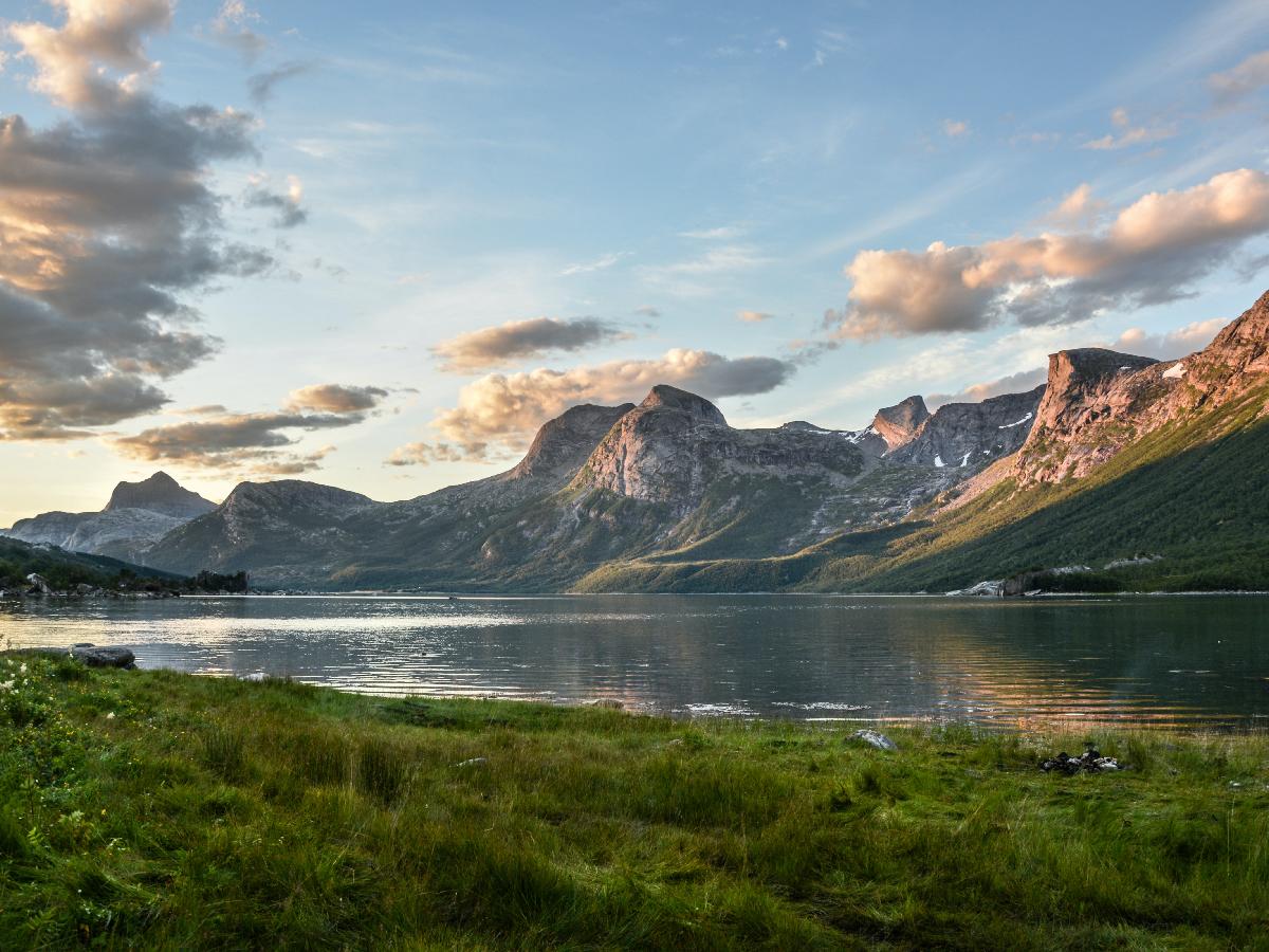Great Hikes in the Hills of Norway