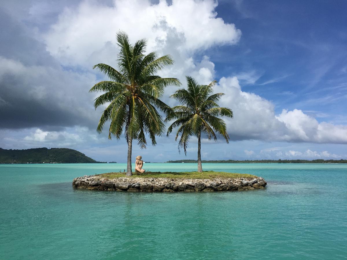 Relax and Explore on the Cook Islands