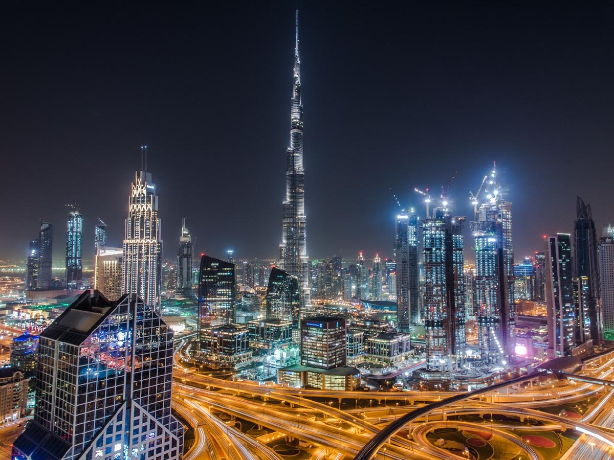 What are the Must Sees When Exploring Dubai?