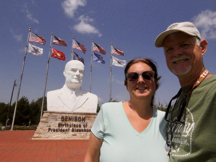 Dwight D. Eisenhower Veterans Monument