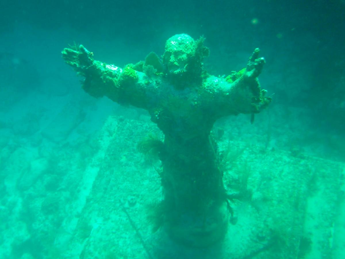 Snorkeling in the Abyss in Search of Christ Statue 