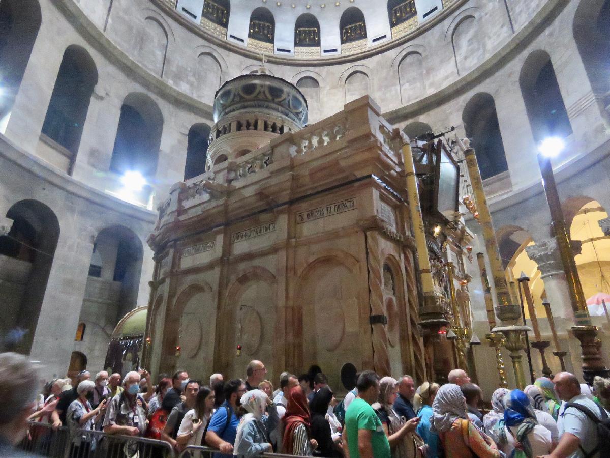 Via Dolorosa Station 14: The Tomb of Jesus Christ 