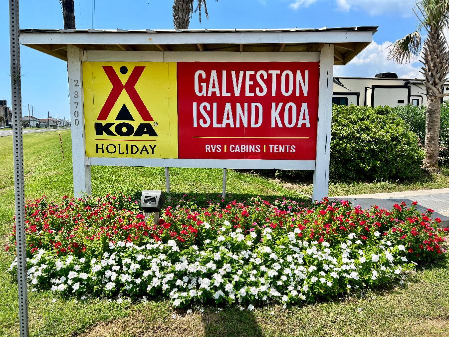 Entering Galveston Island KOA Holiday