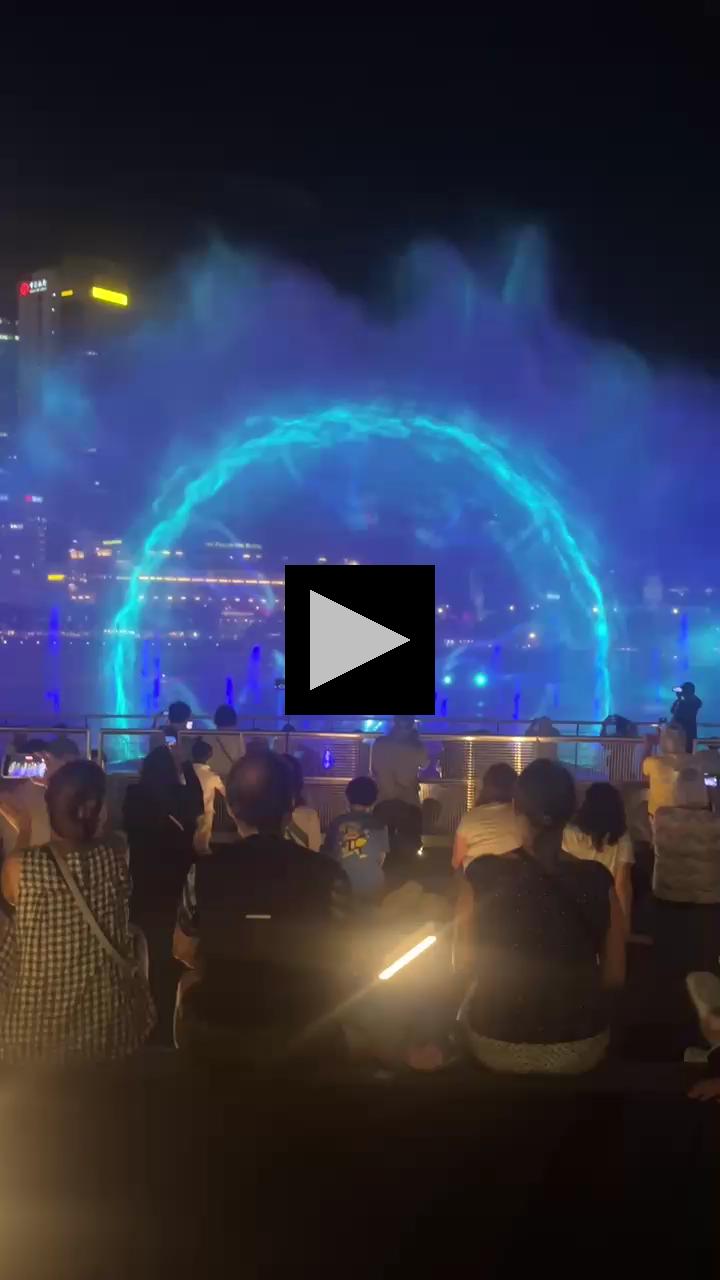 Choreographed Laser Lights and Fountains at Marina Bay