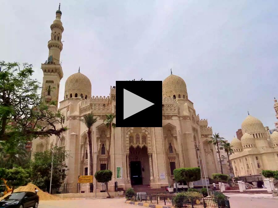 Mosque Square: A Place of Worship and More in Alexandria