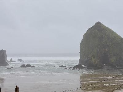 In Search of Sunshine at Cannon Beach